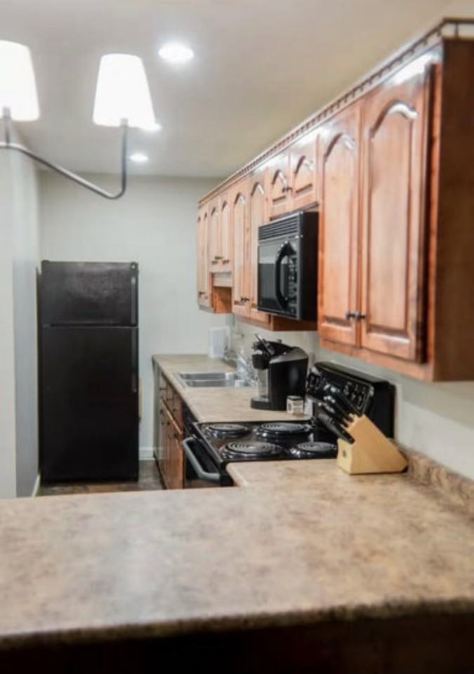 420 County Road 244 - 1 #1 - Photo 5 of 10