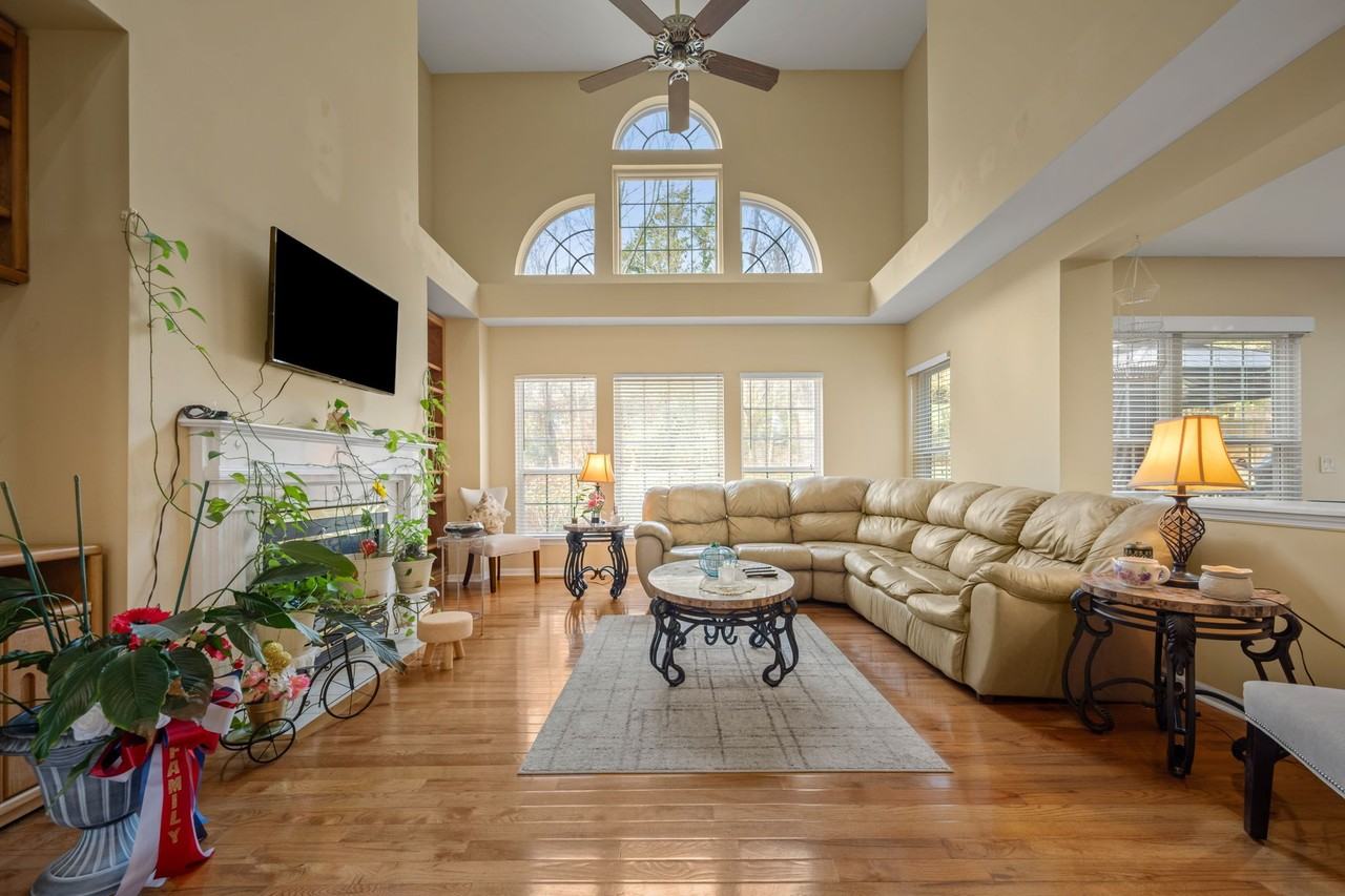 308 Stone Heath Ct #1 - Photo 6 of 43