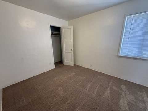 2301 Olympic Dr #C - Photo 7 of 9
