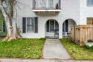 featured image of 733 Ralston Ct #1