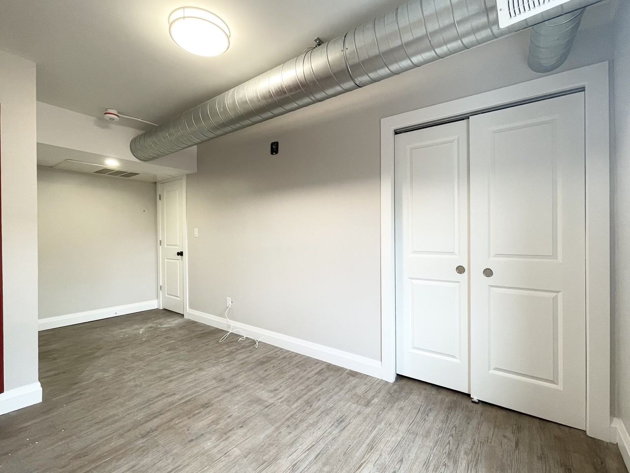 90 John Street South #5 - Photo 7 of 9