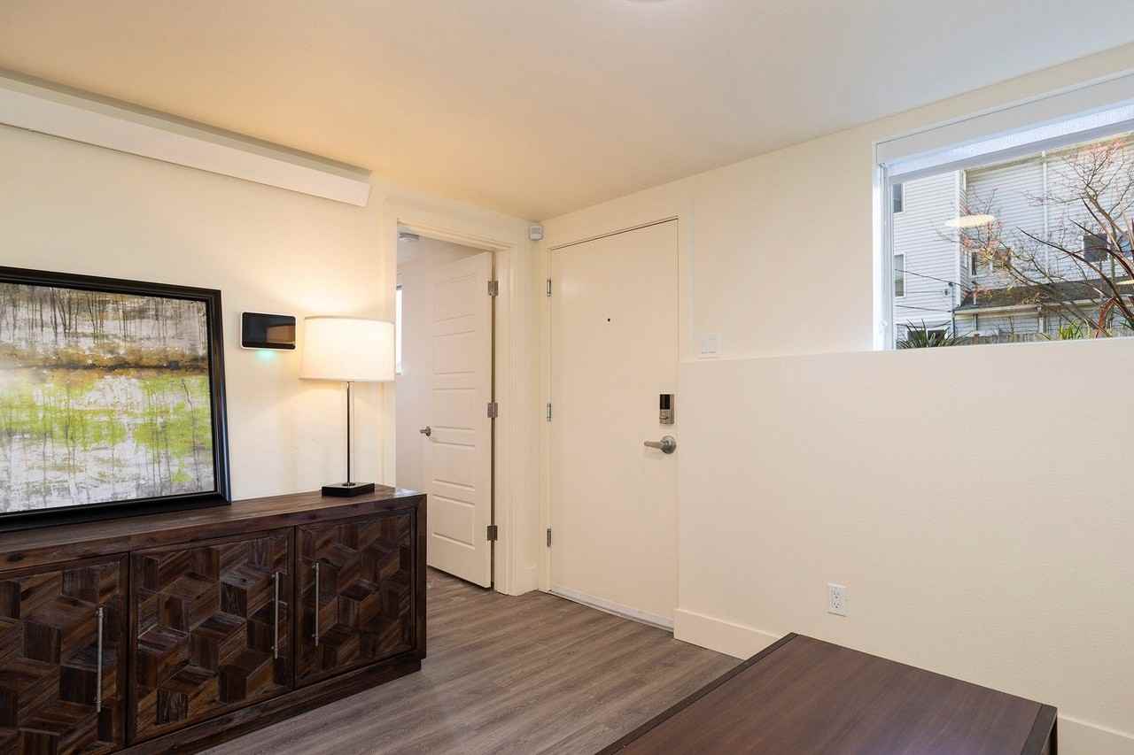 5820 26th Ave Nw - Photo 5 of 33