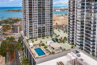 225 Queen St - Photo 1 of 1