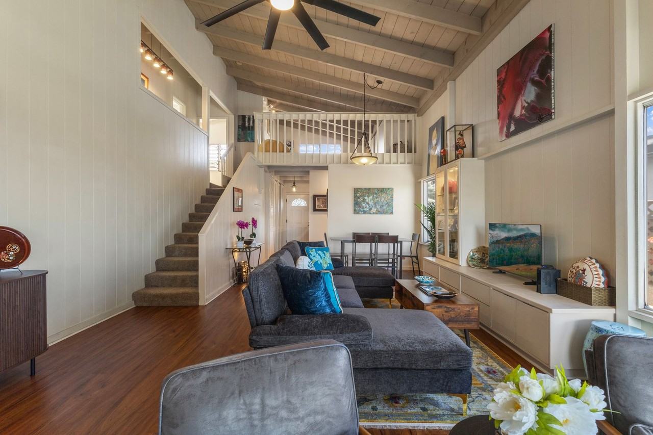 1548 Halekoa Dr - Photo 2 of 29