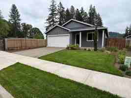 featured image of 2051 Franklin St