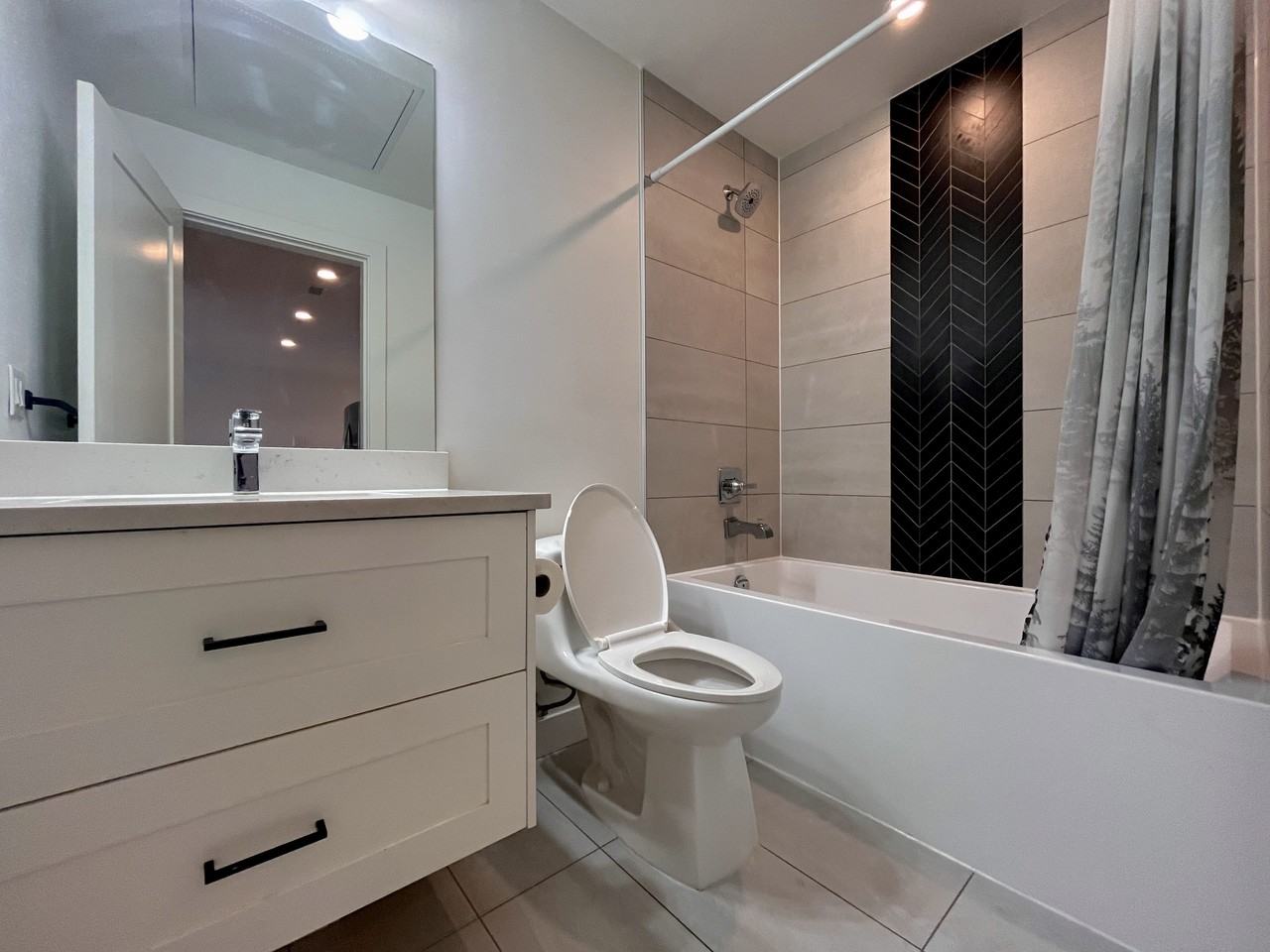 19945 Brydon Crescent #220 - Photo 6 of 9