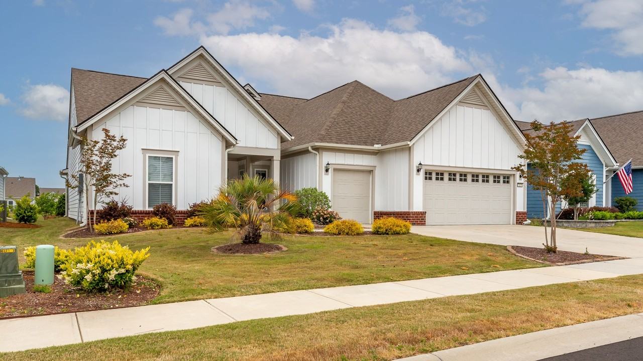7129 Spoleto Dr - Photo 2 of 50