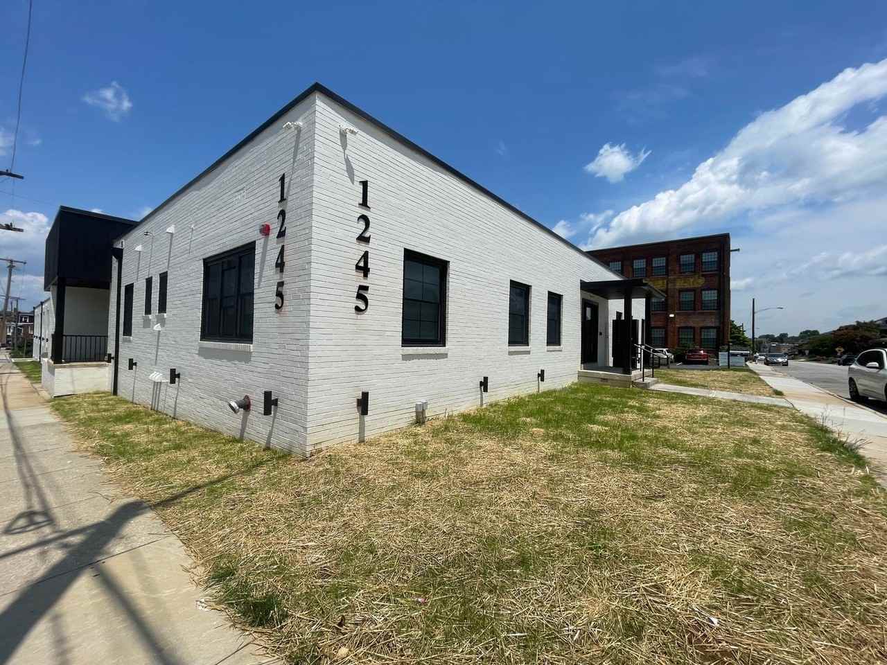 1245 West Princess Street York, PA 17404*** Princess Street Flats*** - Photo 3 of 39