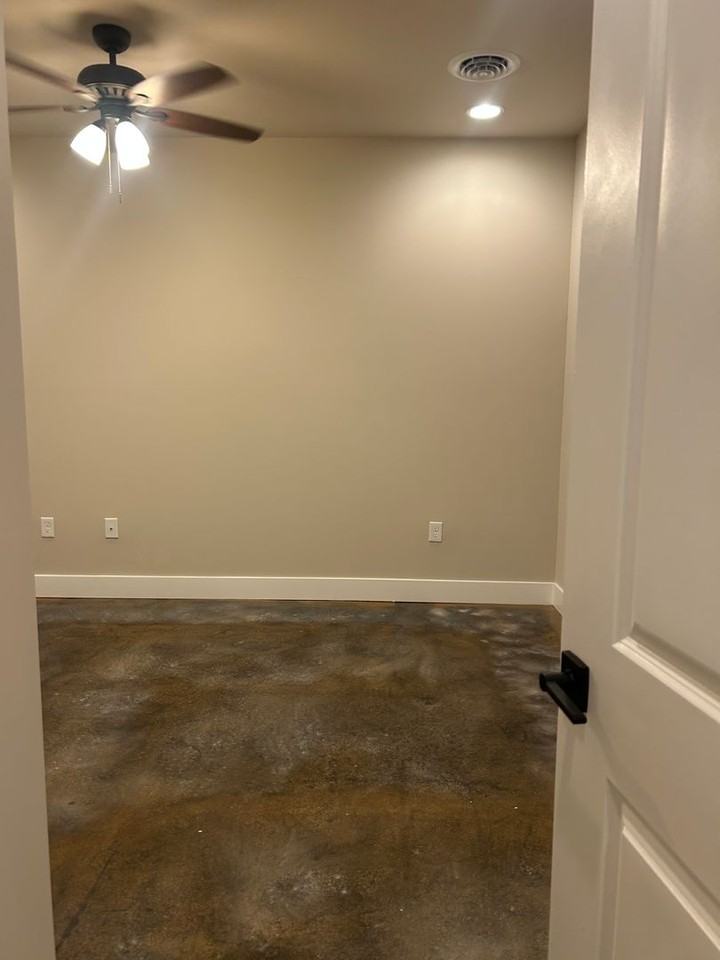 1245 West Princess Street York, PA 17404*** Princess Street Flats*** - Photo 6 of 39