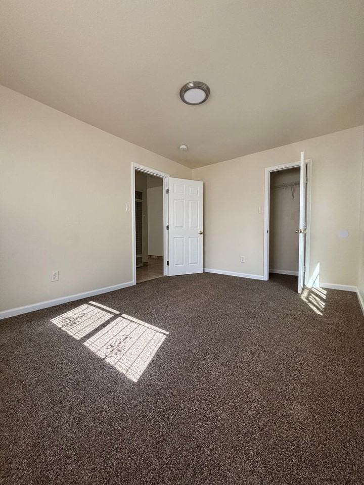 635 Chama - Photo 3 of 11
