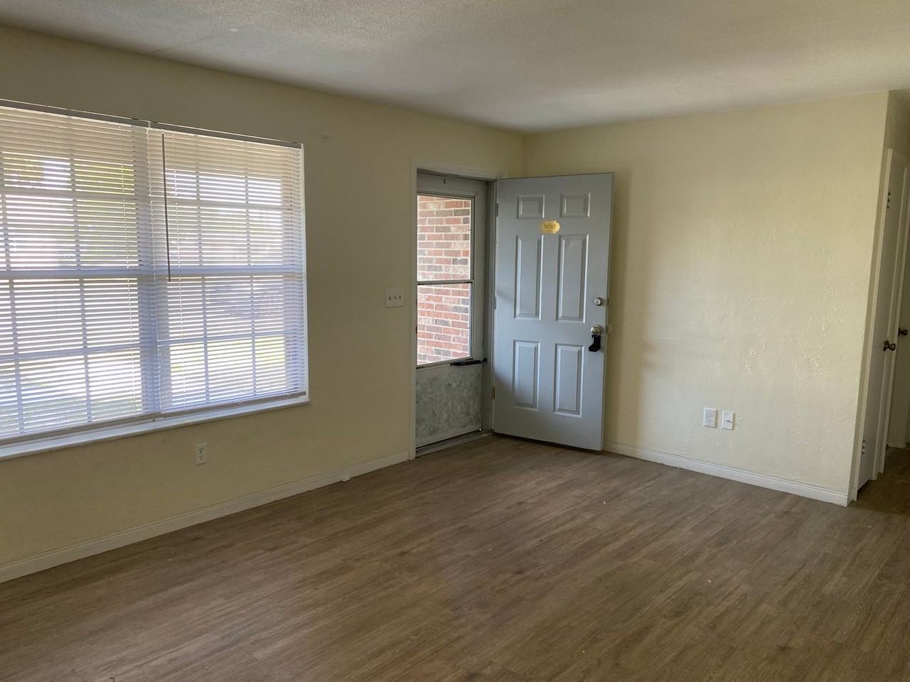 1336 W Fowler Dr #A - Photo 2 of 8