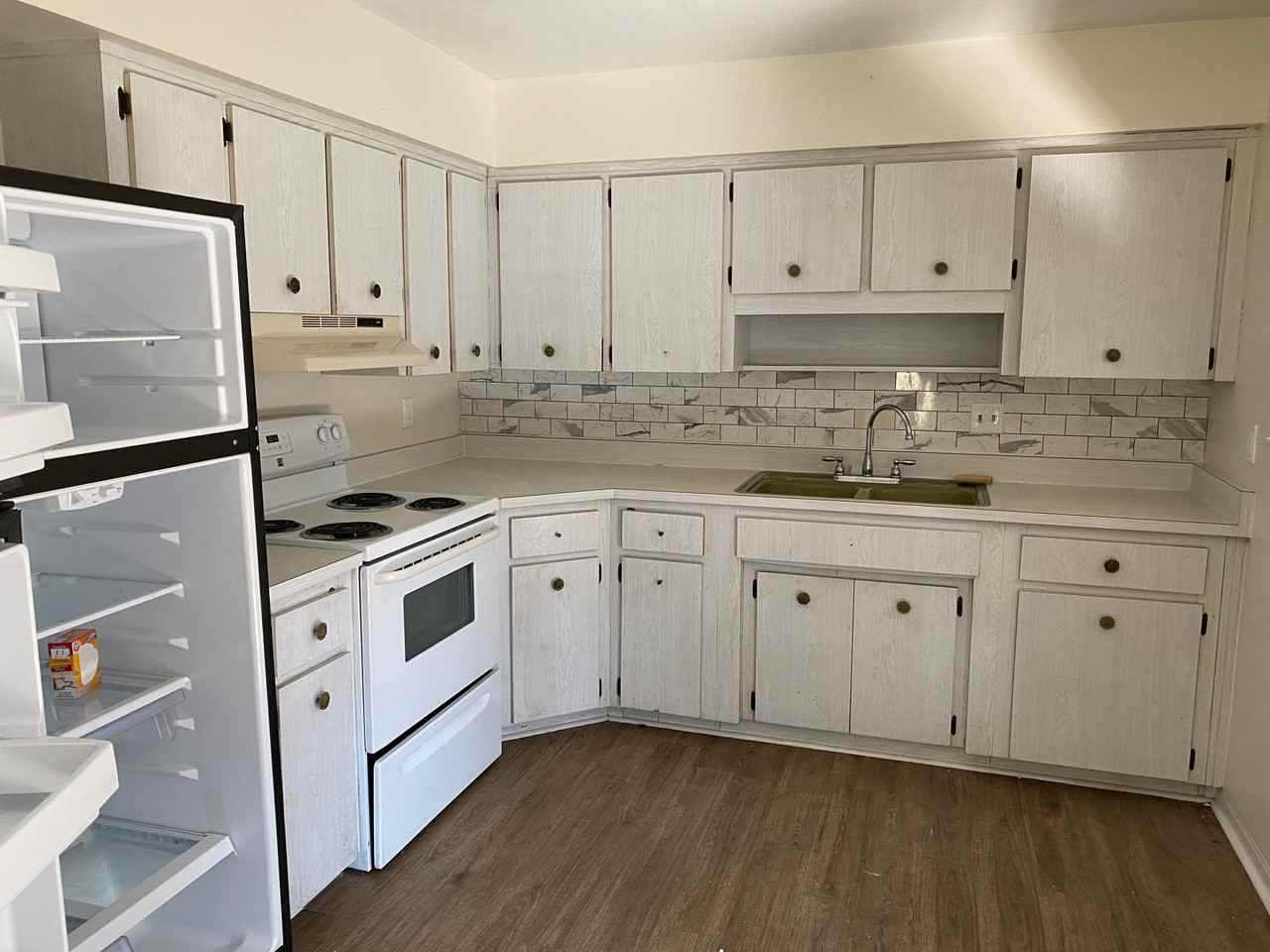 1336 W Fowler Dr #A - Photo 5 of 8
