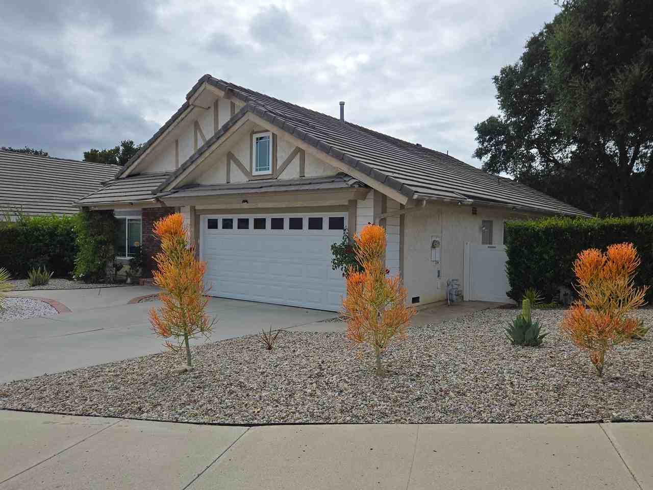 6797 Oak Forest Dr - Photo 2 of 19
