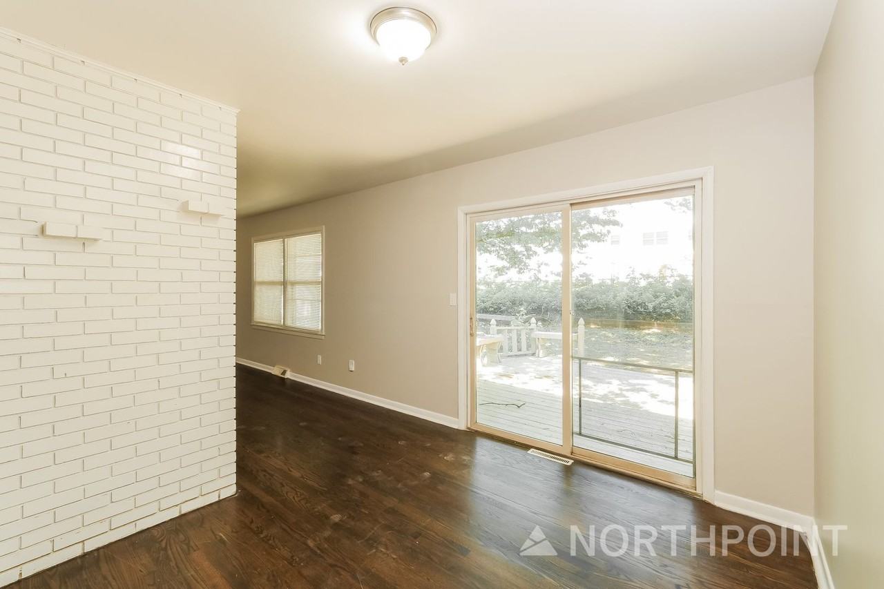 808 N Piute Ave - Photo 4 of 16