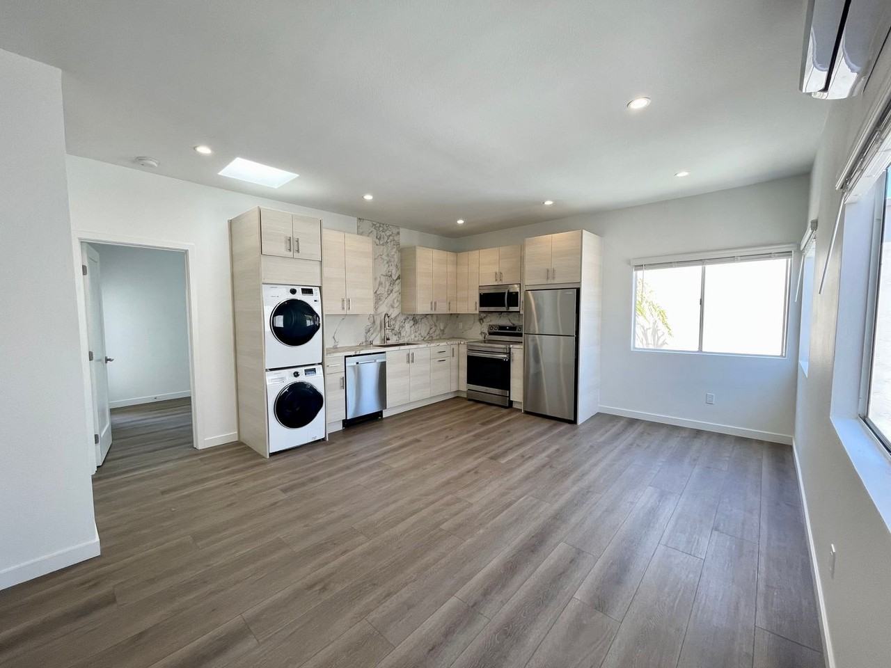 Beautifully Renovated Property perfectly situated between North Park and Normal Heights! - Photo 7 of 50
