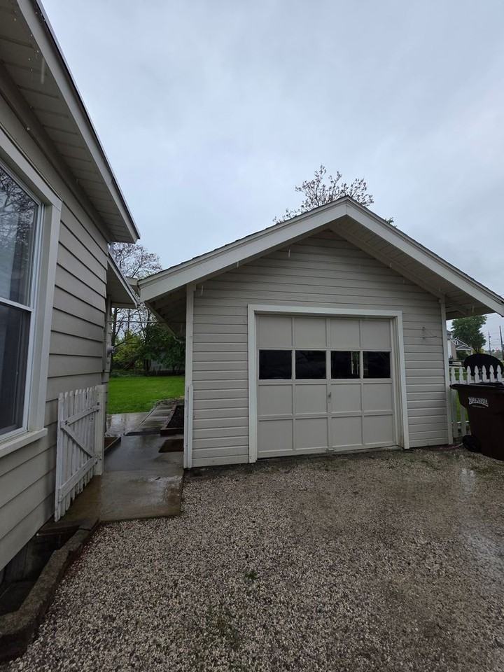 517 Lima Ave - Photo 2 of 31