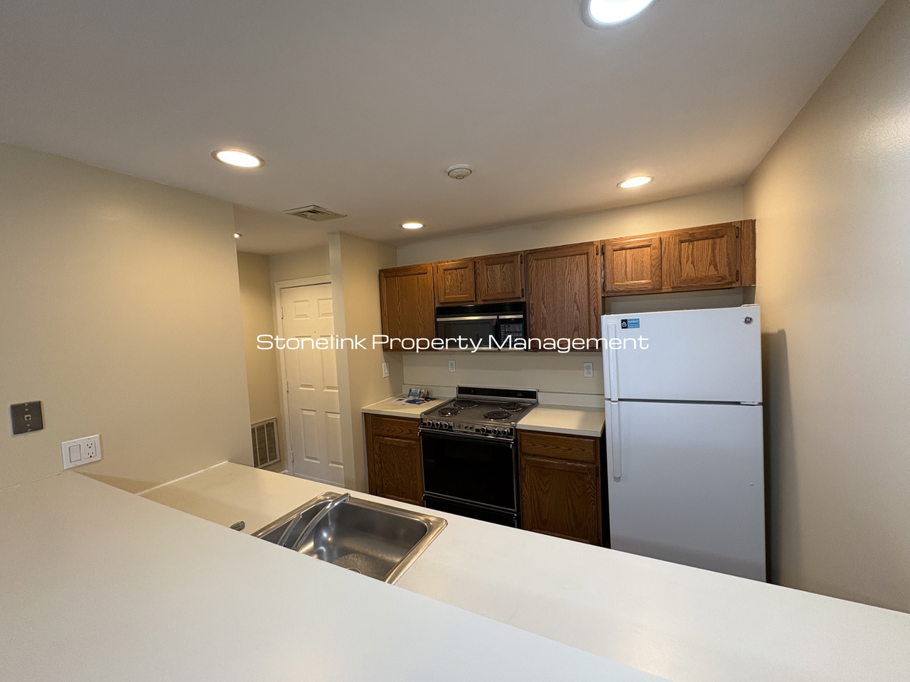 3524 W Shore Rd - Photo 3 of 13