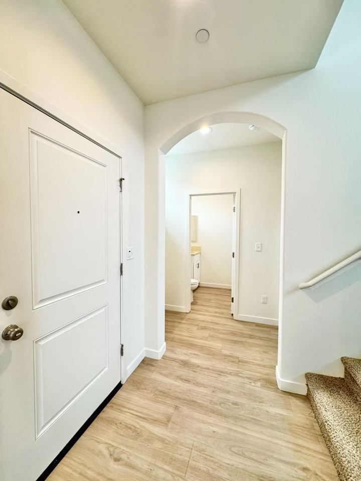 8621 Frankie Lou St - Photo 4 of 26
