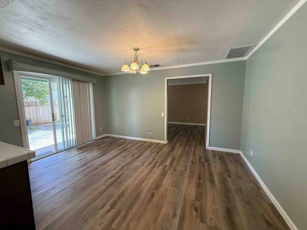 11112 Congo River Ct - Photo 5 of 19