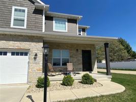 featured image of 1306 Mockingbird Ln