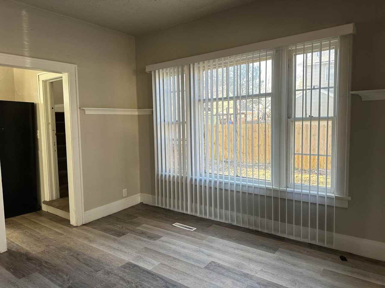706 6th Ave Ne - Photo 6 of 13