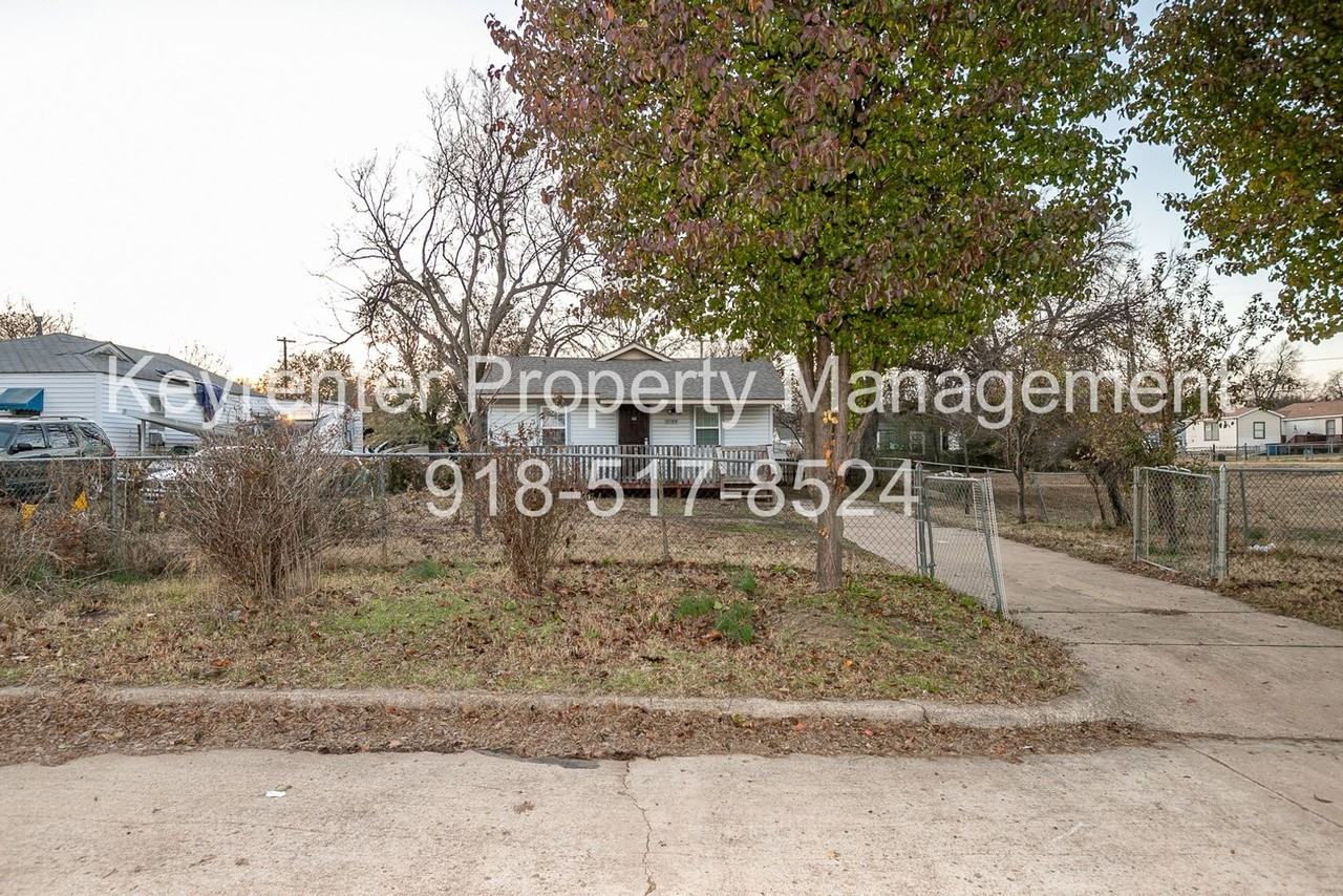 2144 N Garrison Pl - Photo 3 of 26
