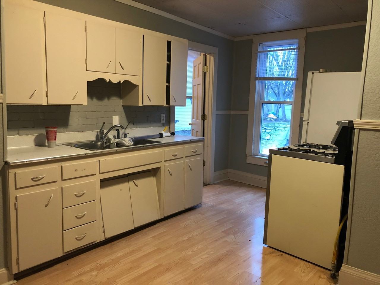 230 Polk St - Photo 2 of 11