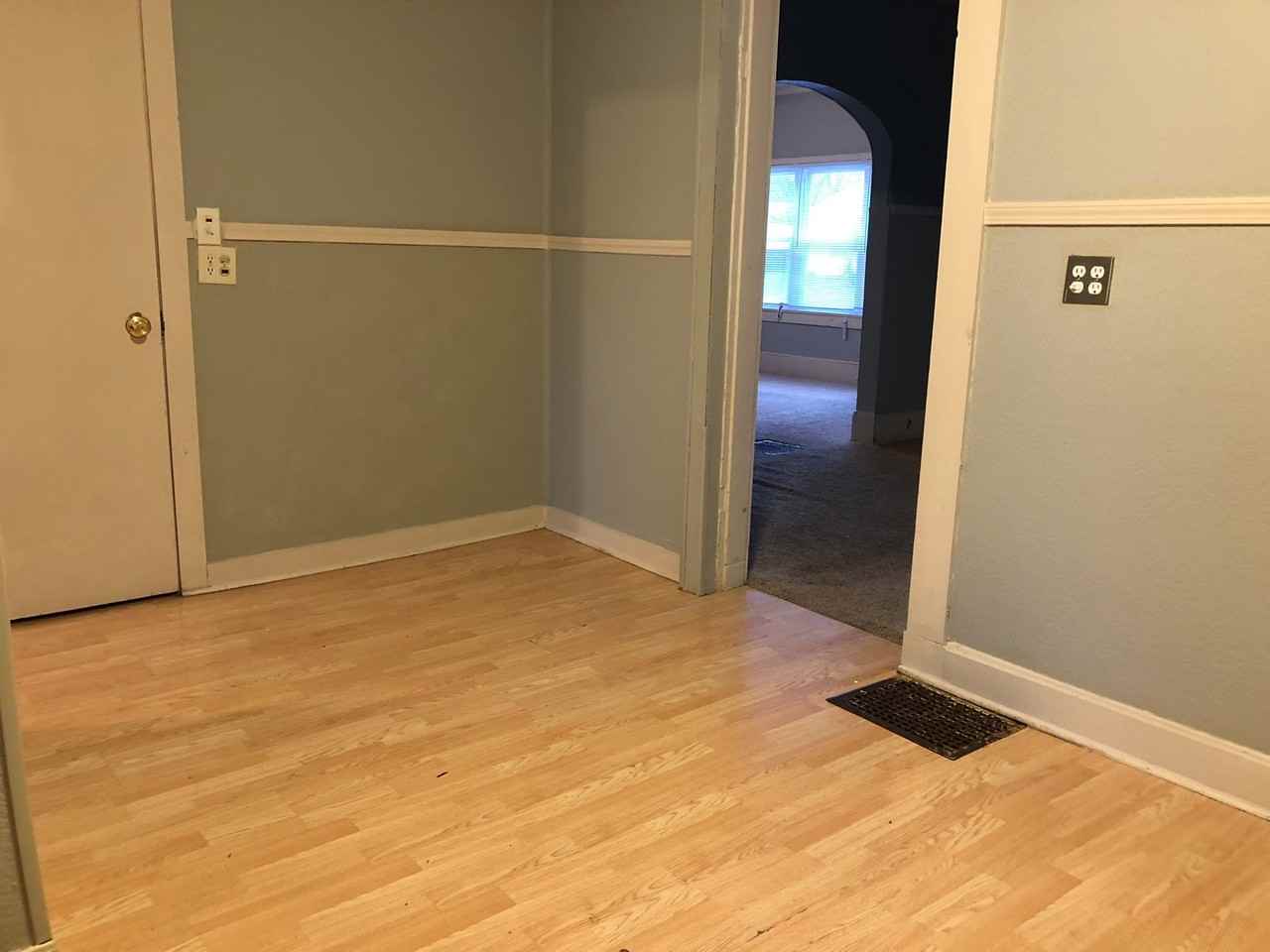 230 Polk St - Photo 4 of 11