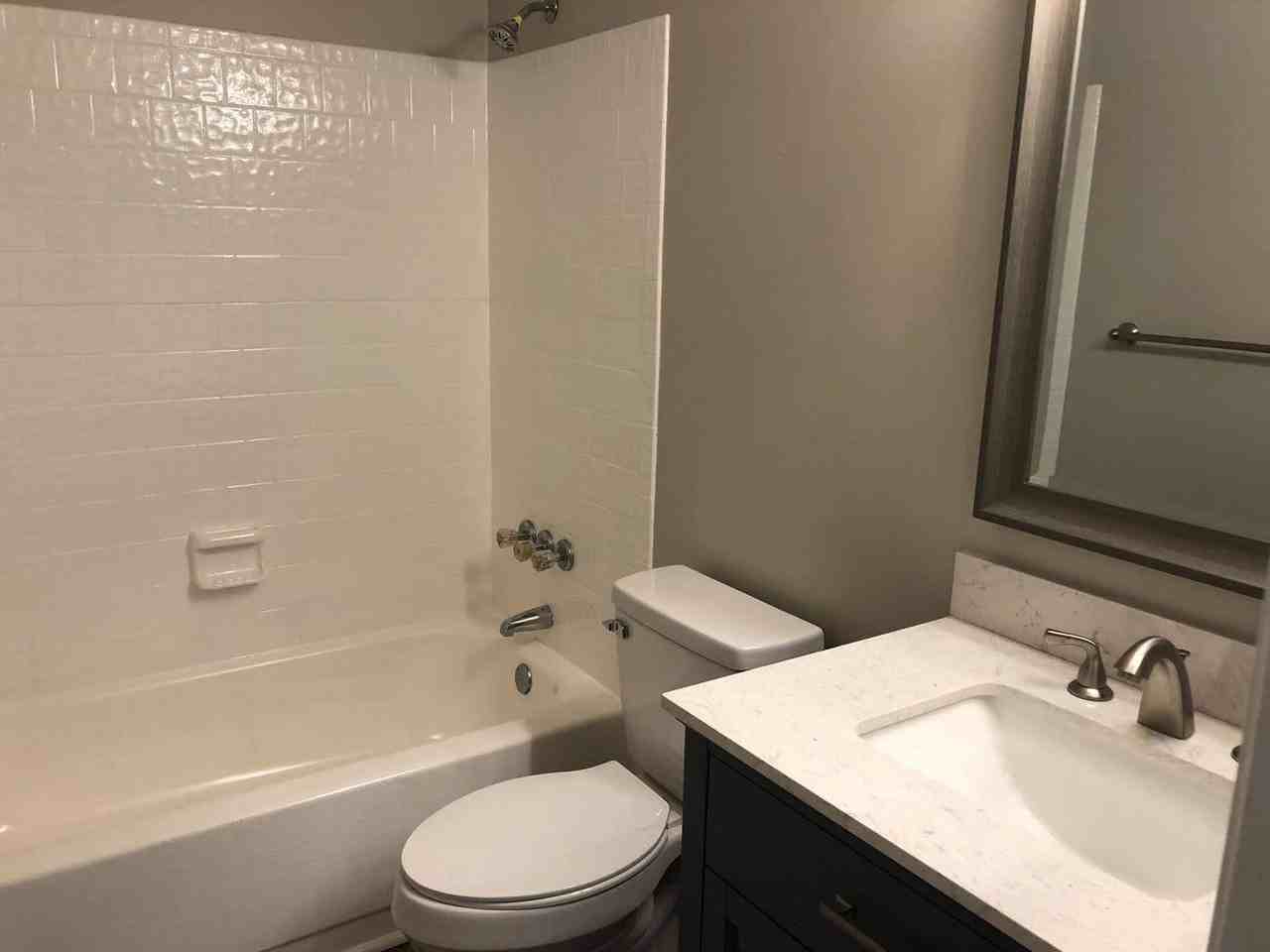 439 Heritage Pl - Photo 5 of 10