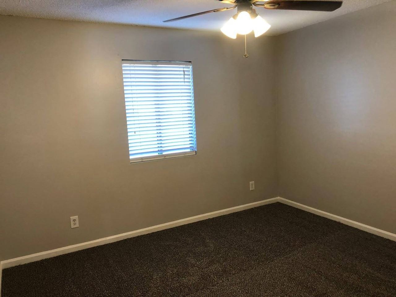 439 Heritage Pl - Photo 6 of 10