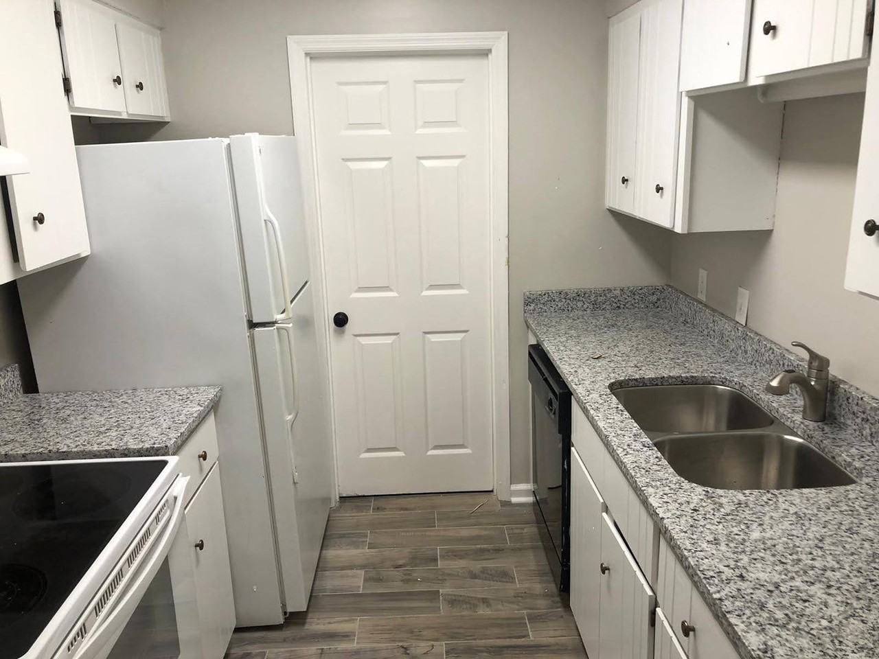 439 Heritage Pl - Photo 7 of 10