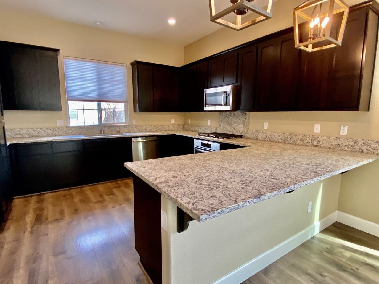 4138 Hydo Lake Way - Photo 3 of 27