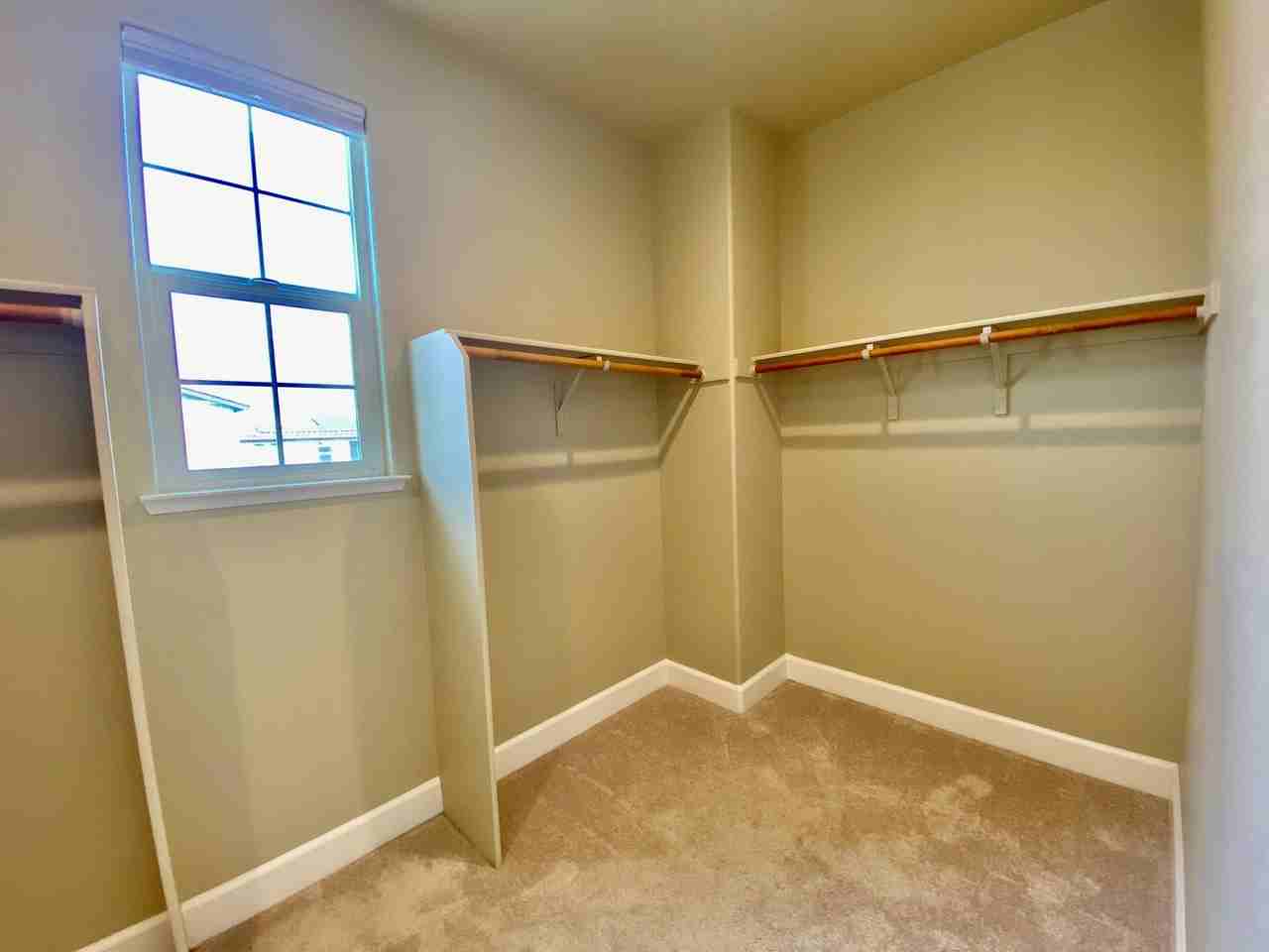 4138 Hydo Lake Way - Photo 6 of 27