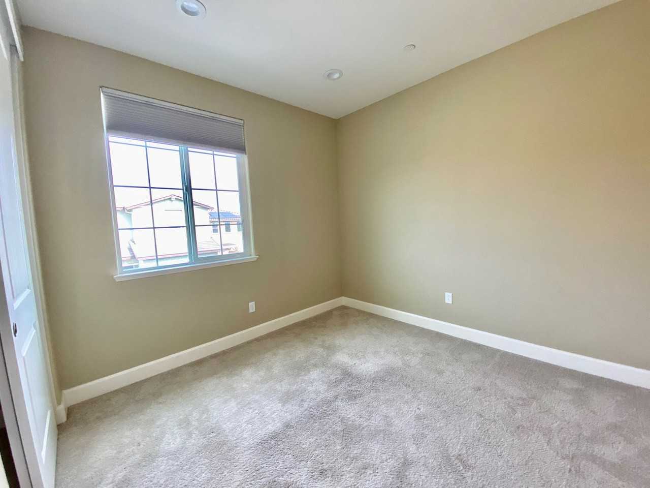 4138 Hydo Lake Way - Photo 2 of 27