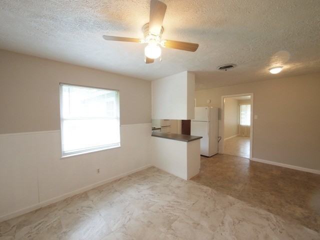 708 Jefferis Ave - Photo 7 of 21