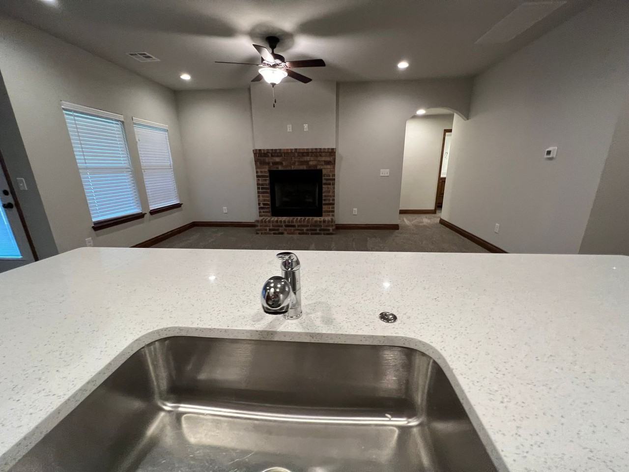 1925 Sara Vista Dr - Photo 4 of 12
