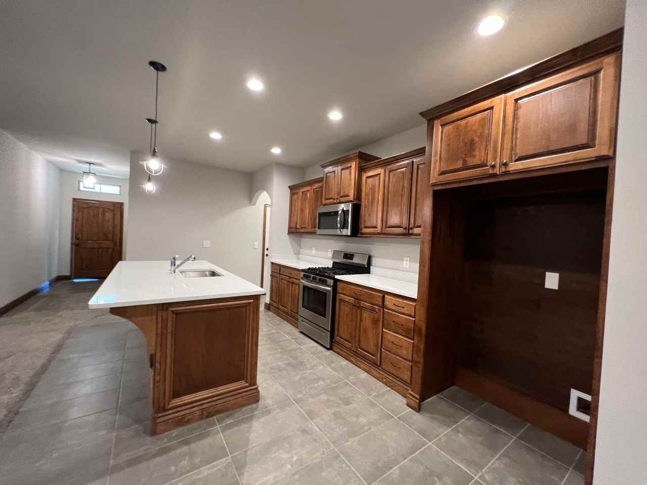 1925 Sara Vista Dr - Photo 7 of 12