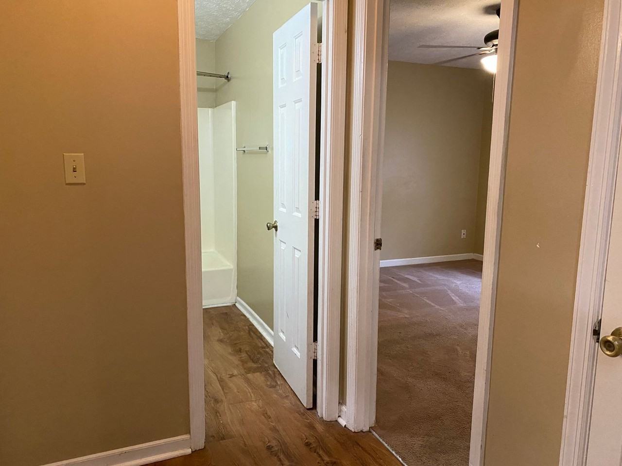 150 Creekwood Dr - Photo 3 of 9