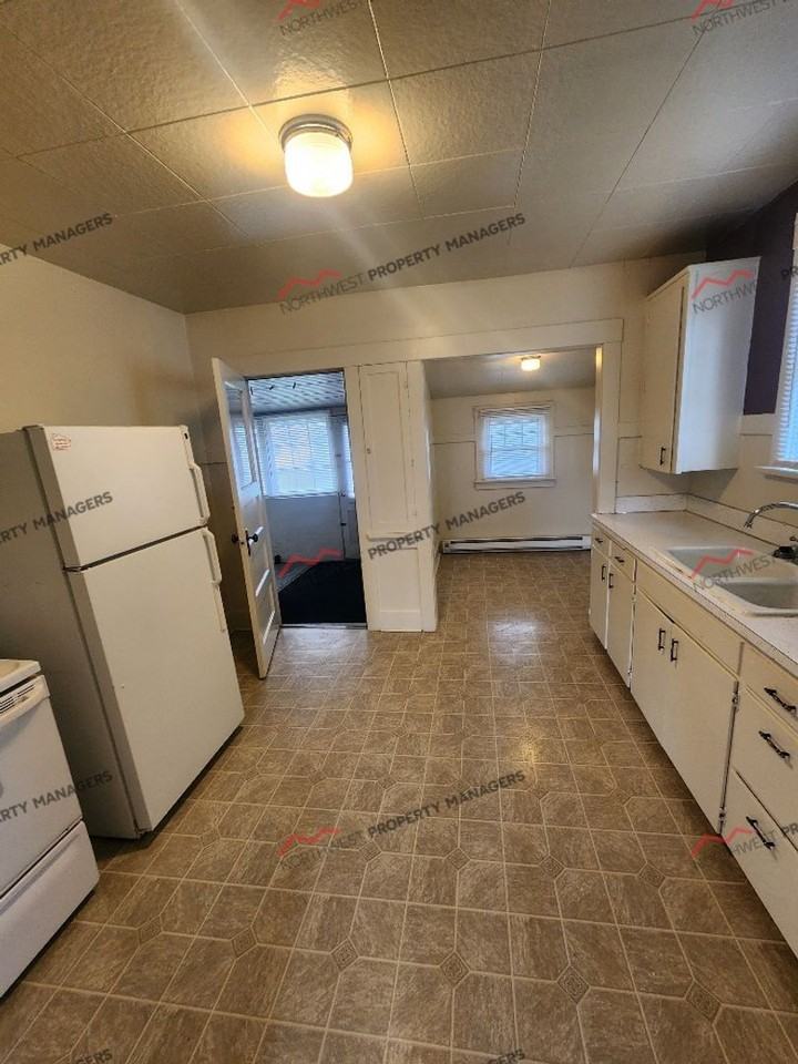 40 Sw 5th St - Photo 7 of 17