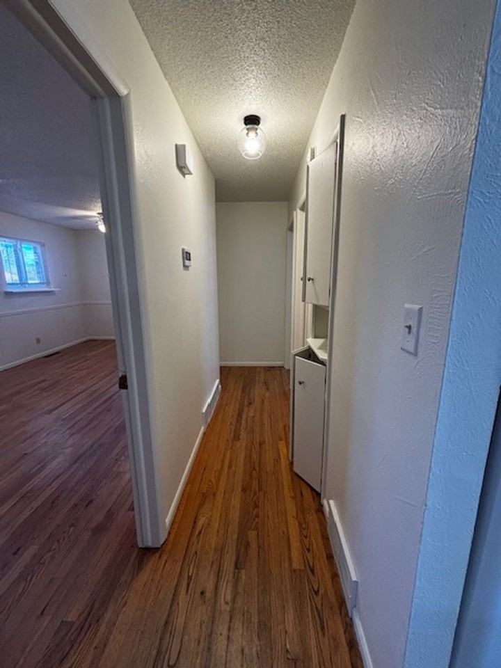 147 Lummis Ct - Photo 7 of 37