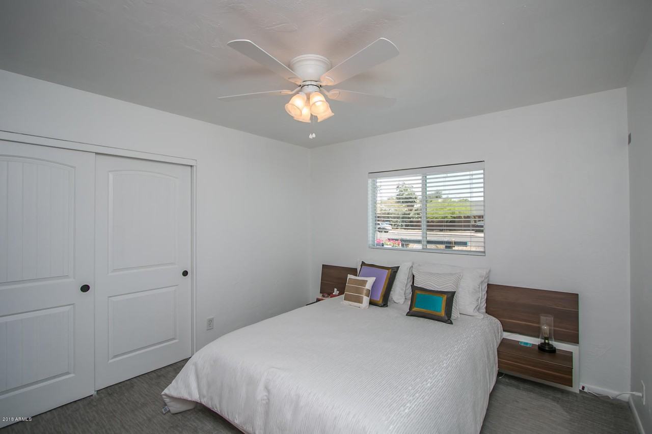 2514 E Campbell Ave - Photo 7 of 25