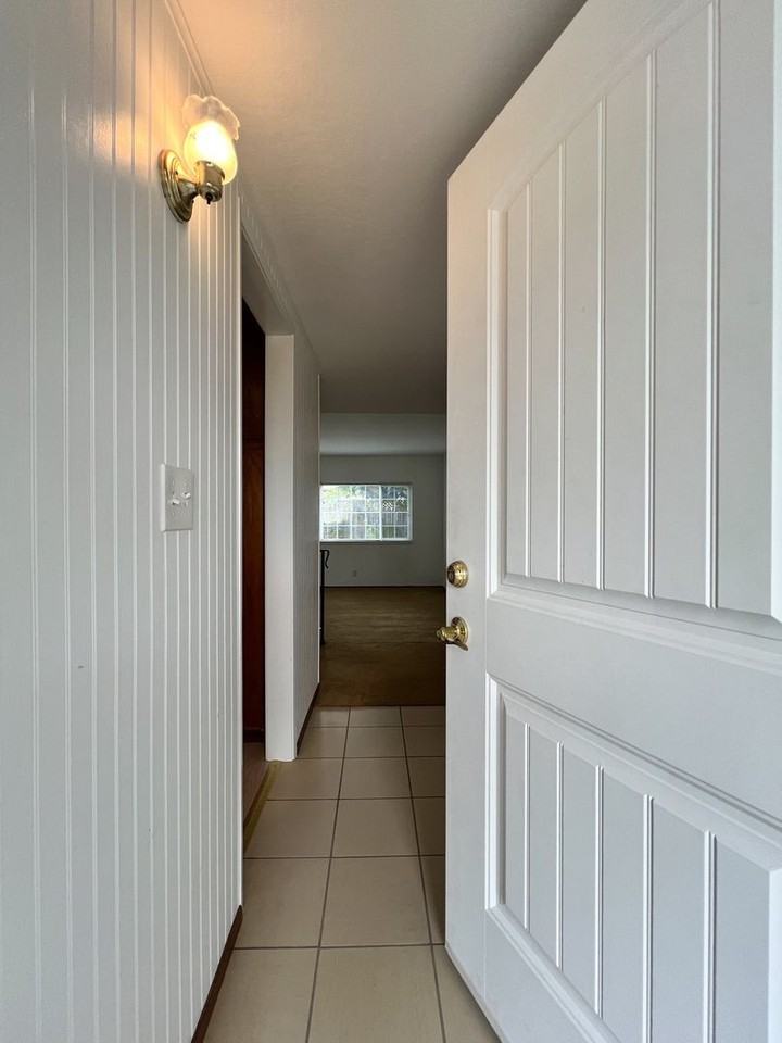 3225 Macfadden St - Photo 2 of 43