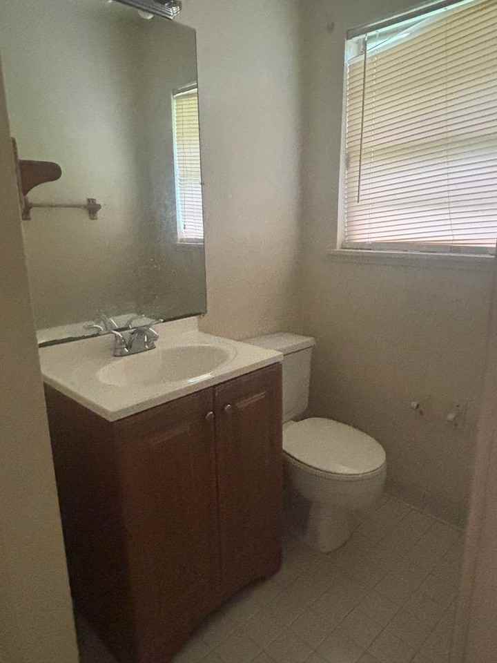 963 Pine Lake Dr - Photo 7 of 11