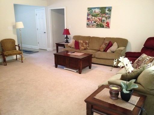 637 Marston Ln - Photo 3 of 15