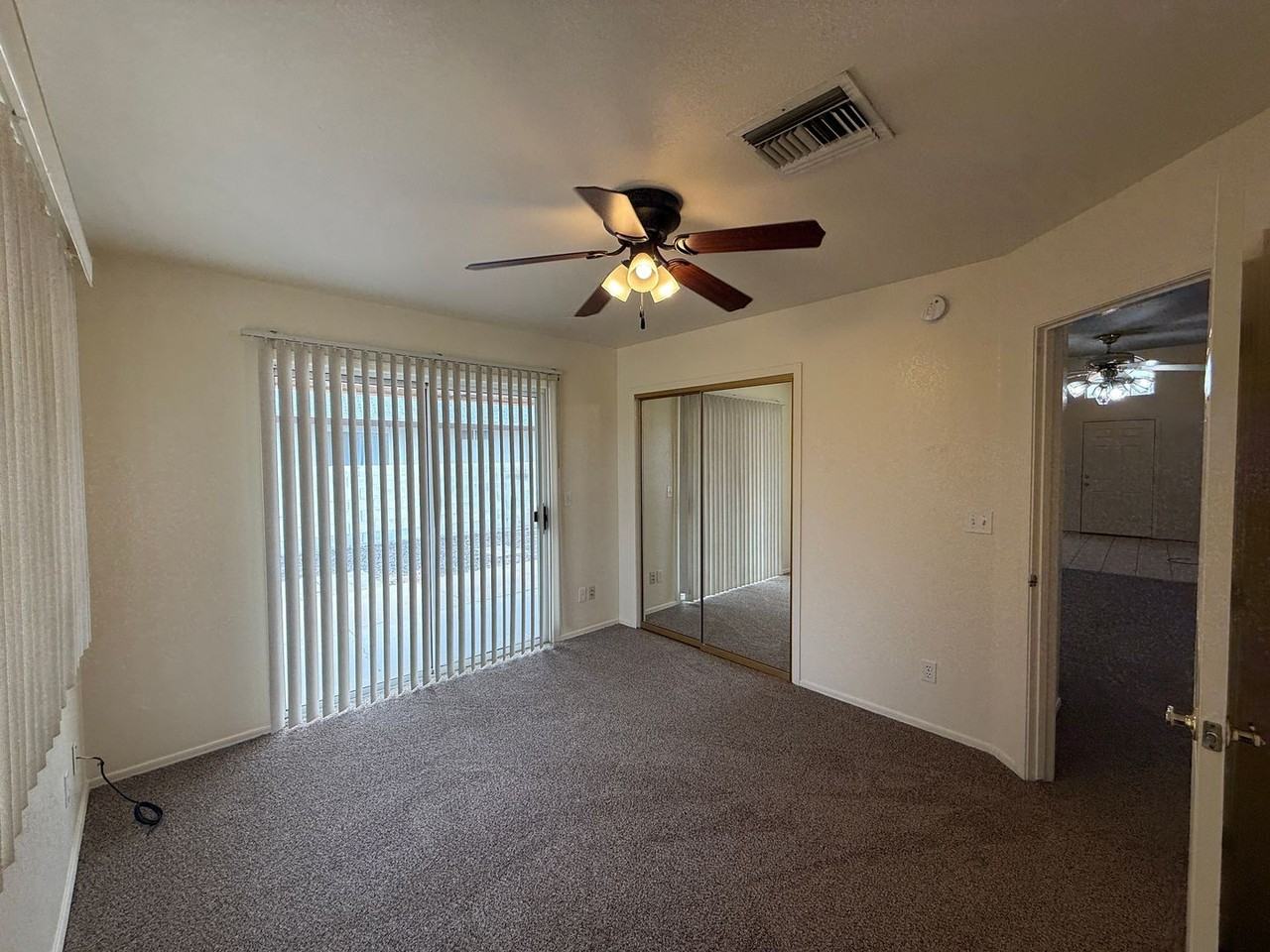 3932 Lindsey Ave - Photo 7 of 11