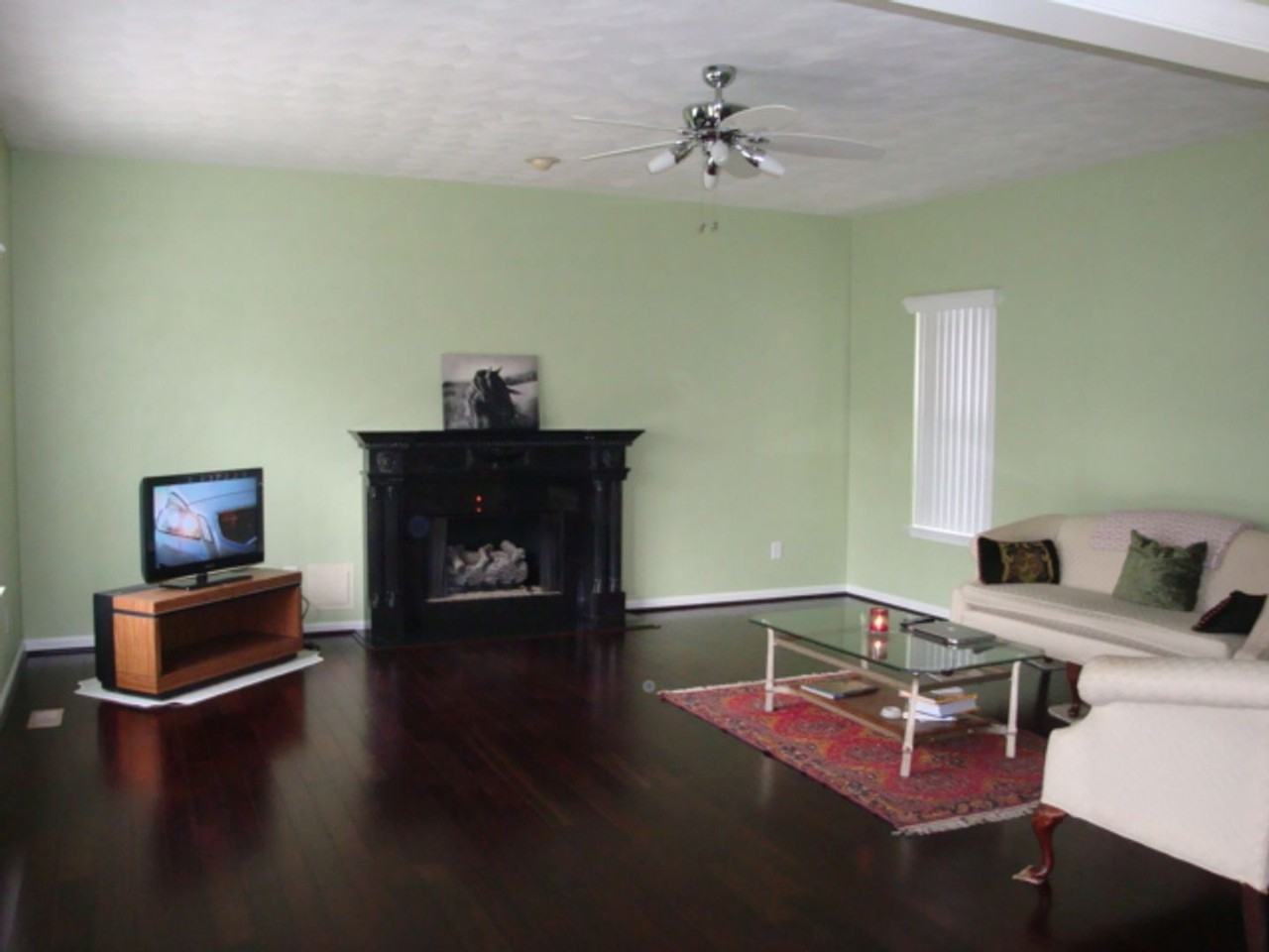 2113 Saw Mill Ct - Photo 4 of 7