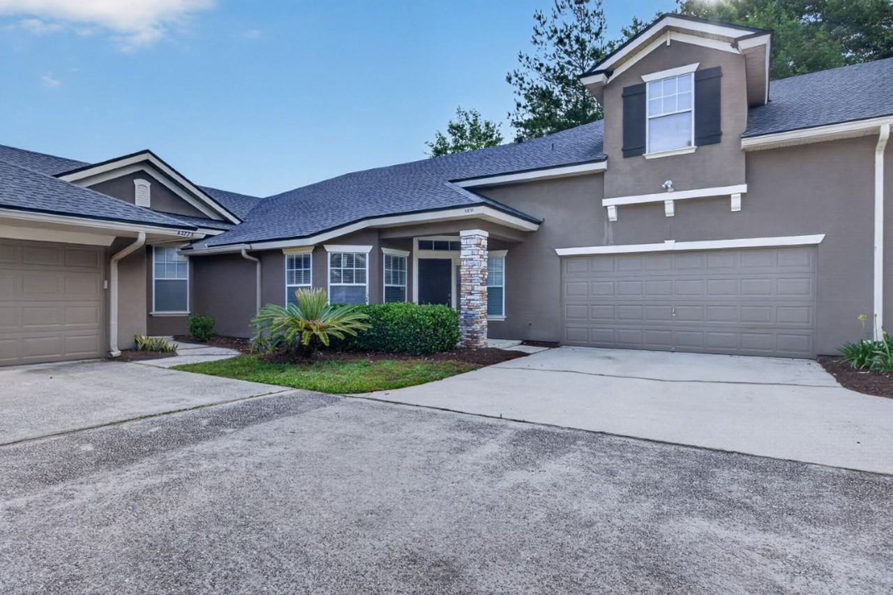 6377 Island Forest Dr - Photo 3 of 27