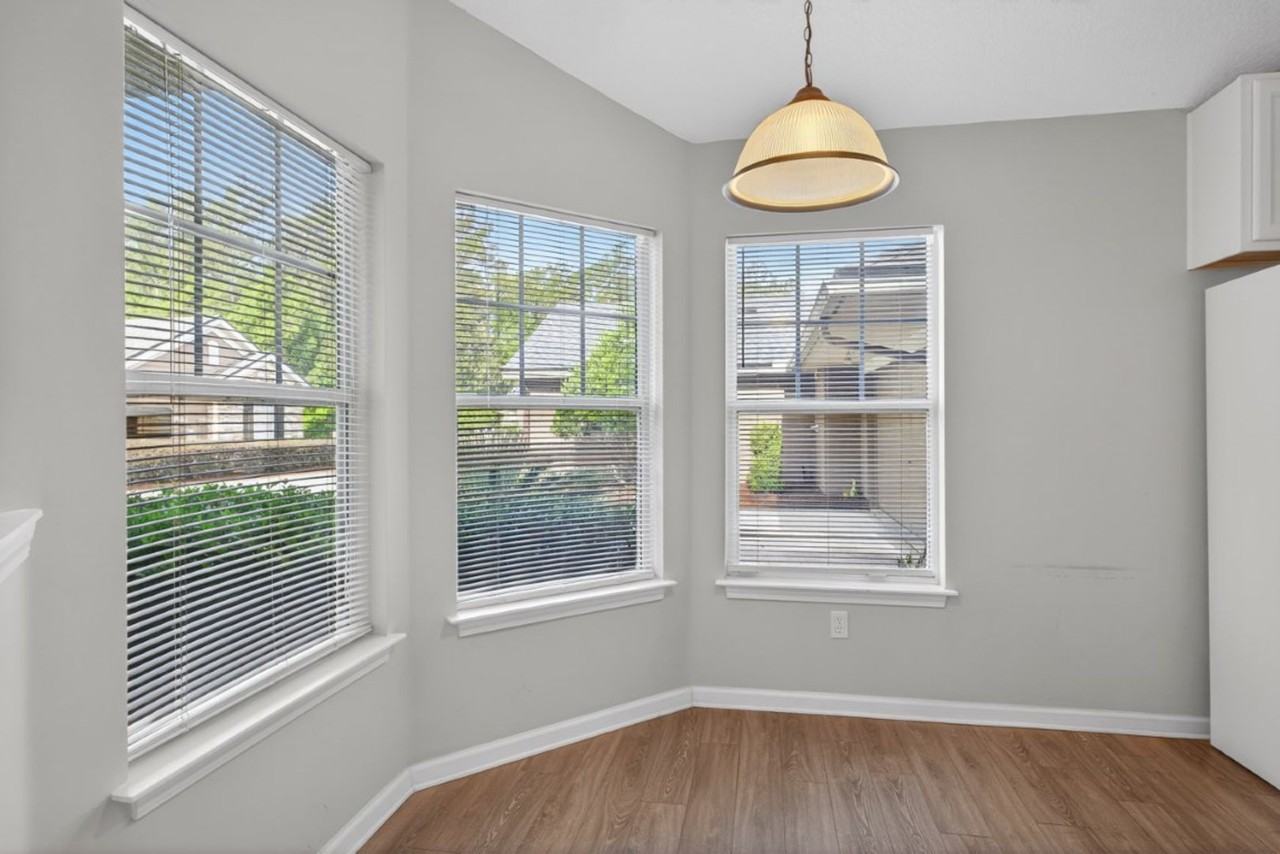6377 Island Forest Dr - Photo 6 of 27