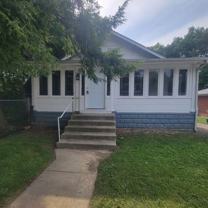 1123 Louise St - Photo 1 of 1