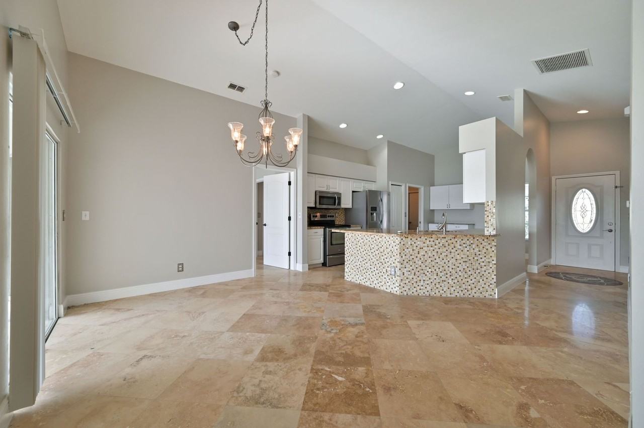21641 Windham Run - Photo 2 of 19